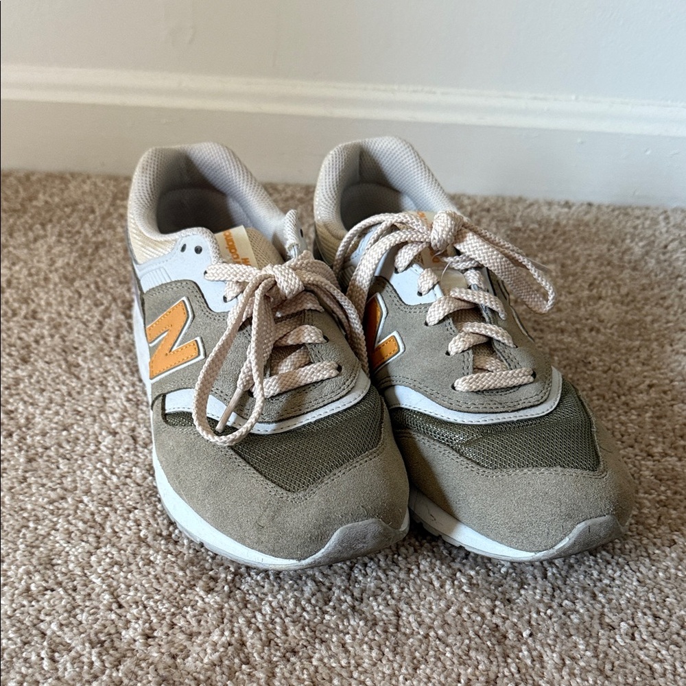New Balance women’s Olive and yellow Sneakers